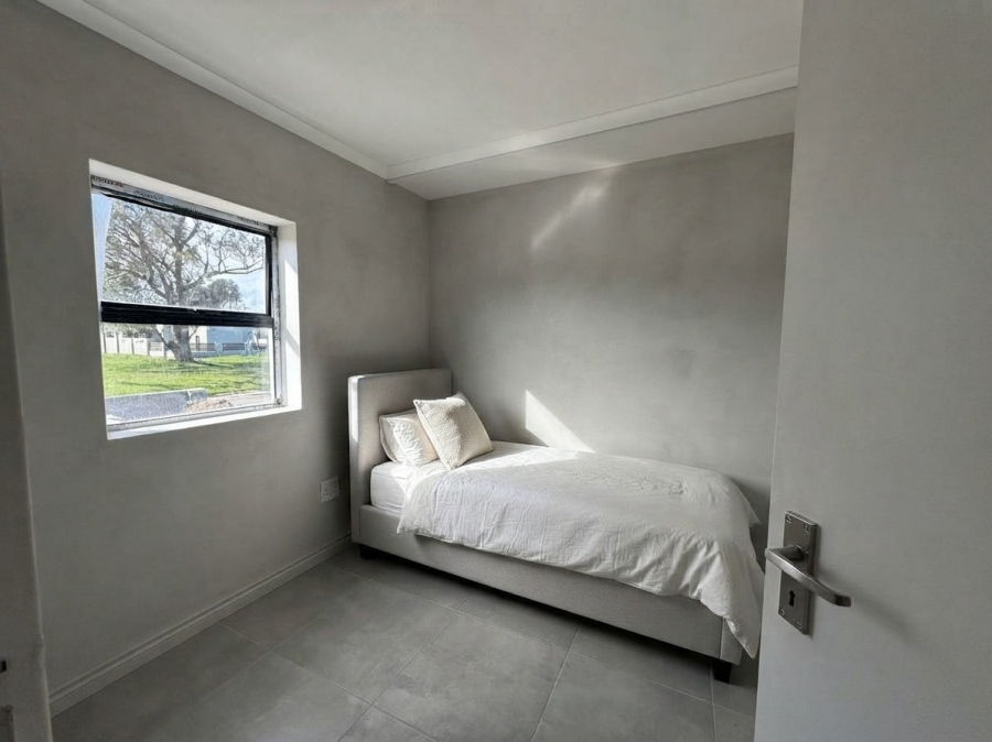 2 Bedroom Property for Sale in Parsonsvlei Eastern Cape